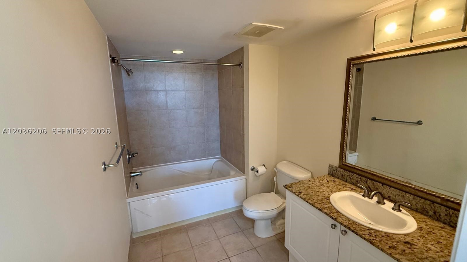 19501 W Country Clb Dr #1212 Aventura, FL 33180