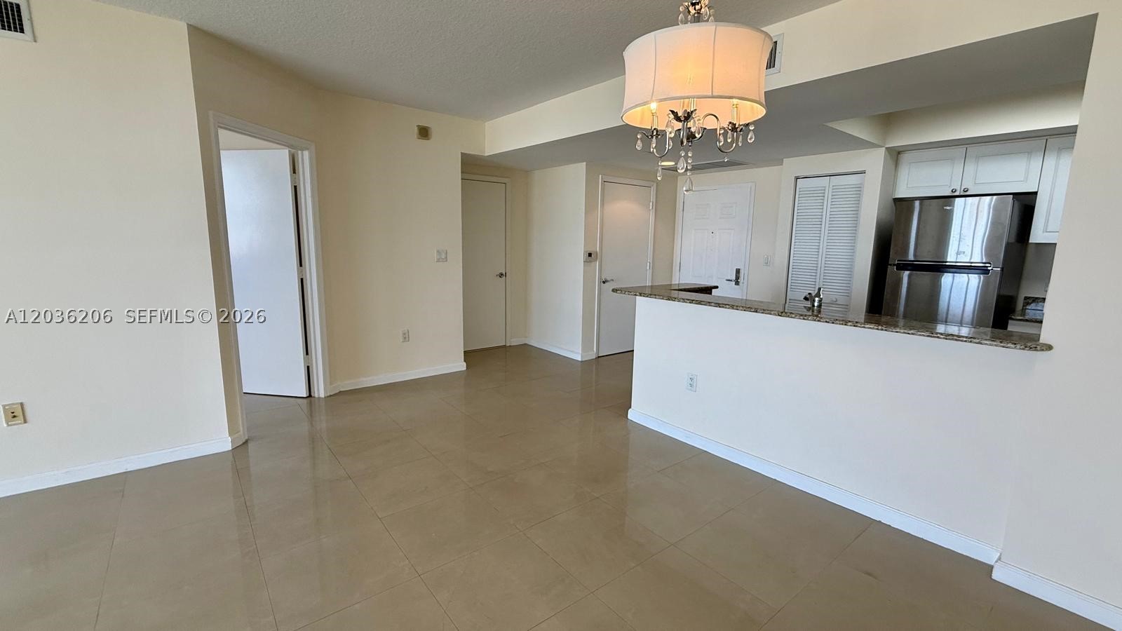 19501 W Country Clb Dr #1212 Aventura, FL 33180