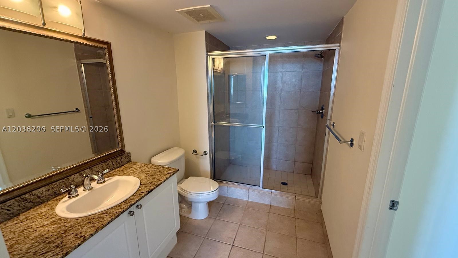 19501 W Country Clb Dr #1212 Aventura, FL 33180