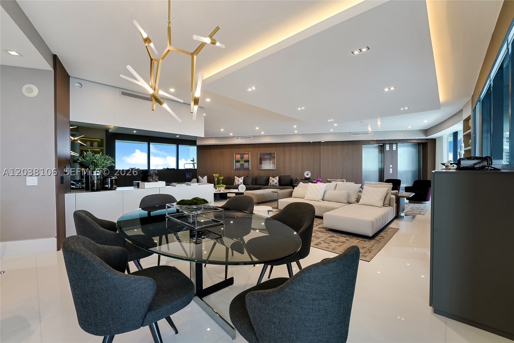 image Porsche Design Tower20
