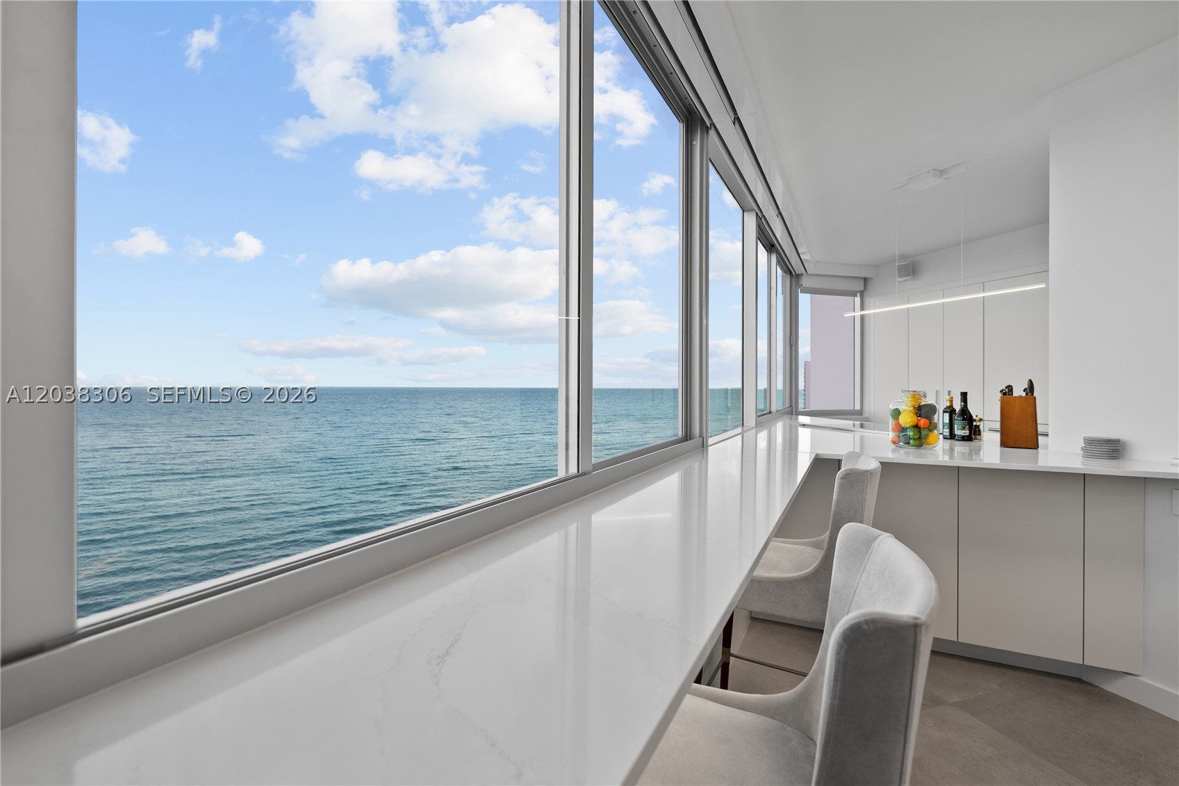 7135 Collins Ave #1216 Miami Beach, FL 33141