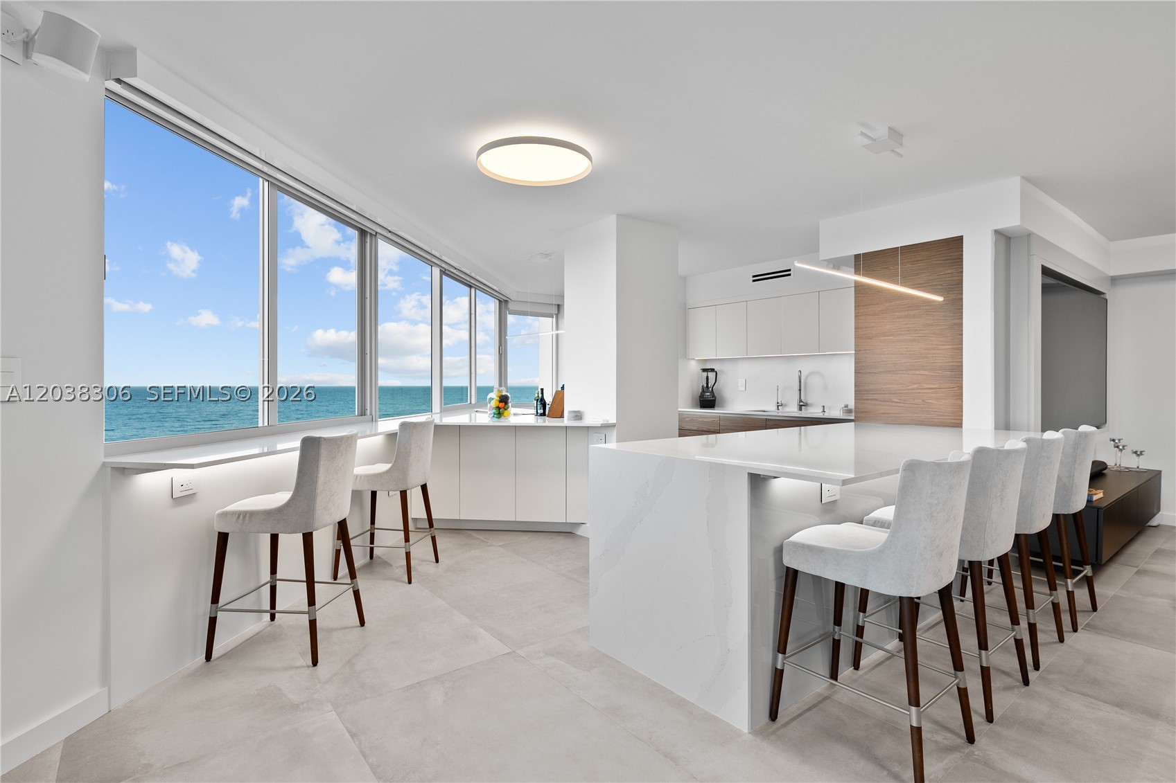 7135 Collins Ave #1216 Miami Beach, FL 33141