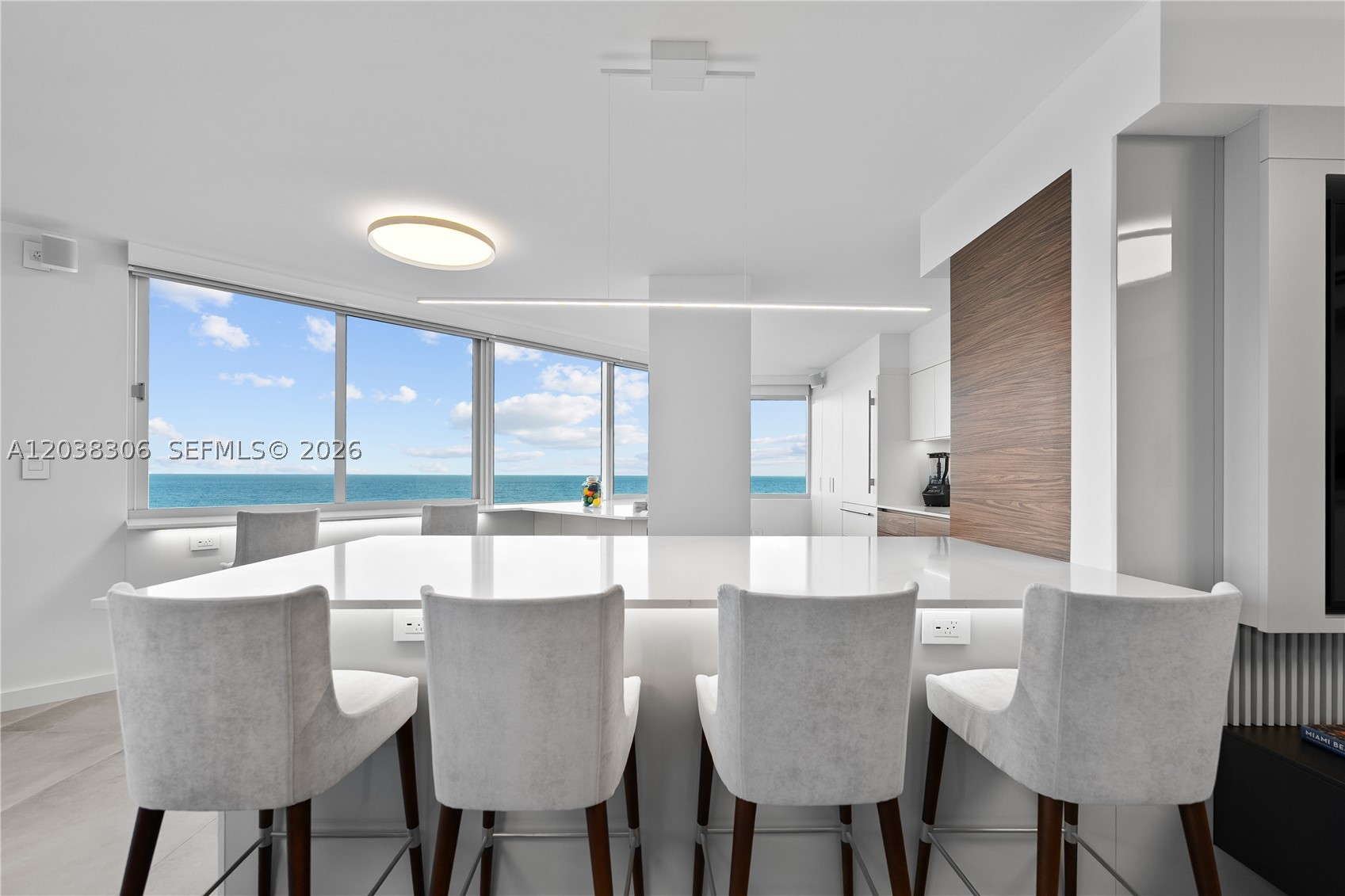 7135 Collins Ave #1216 Miami Beach, FL 33141