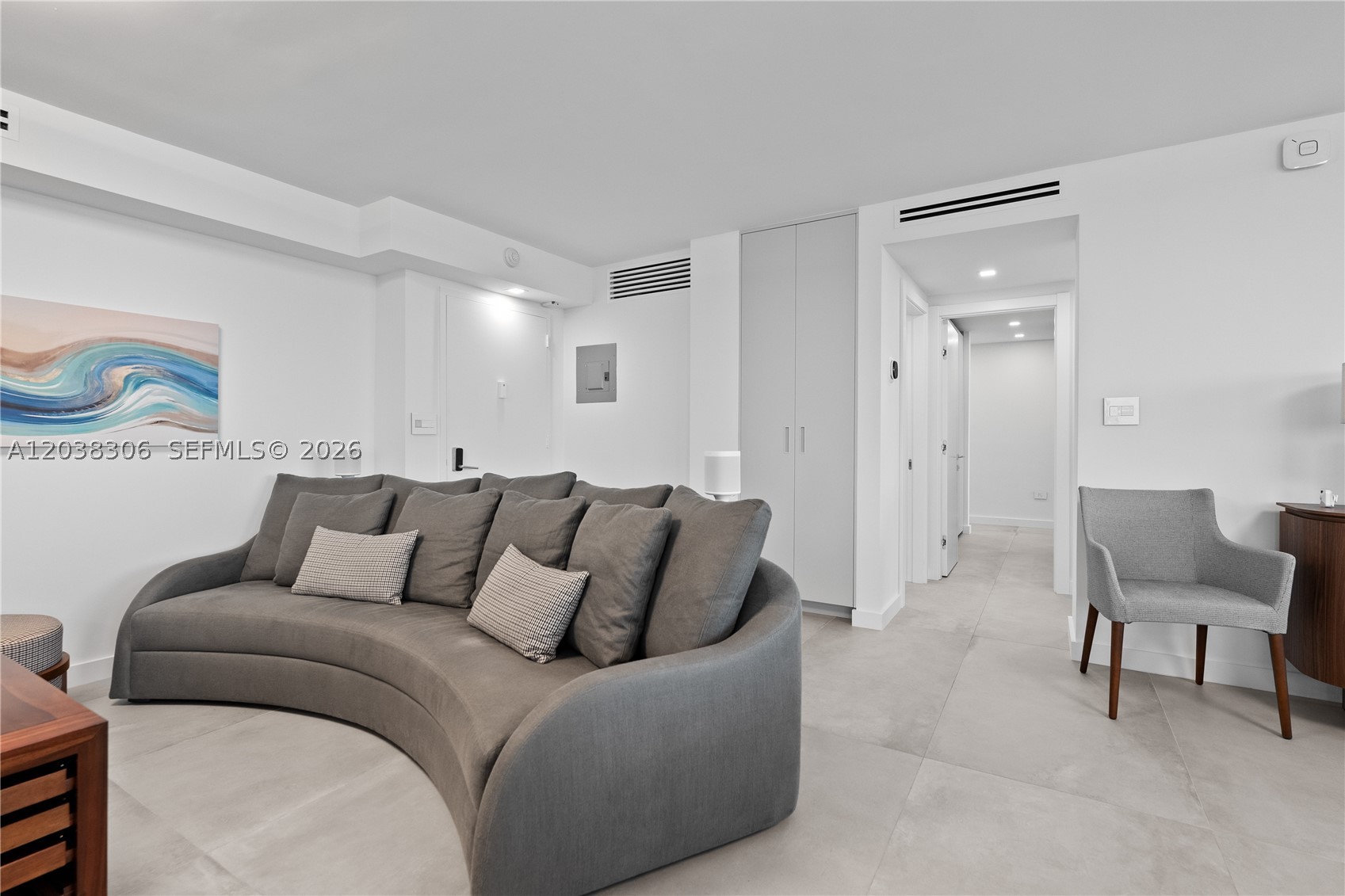 7135 Collins Ave #1216 Miami Beach, FL 33141