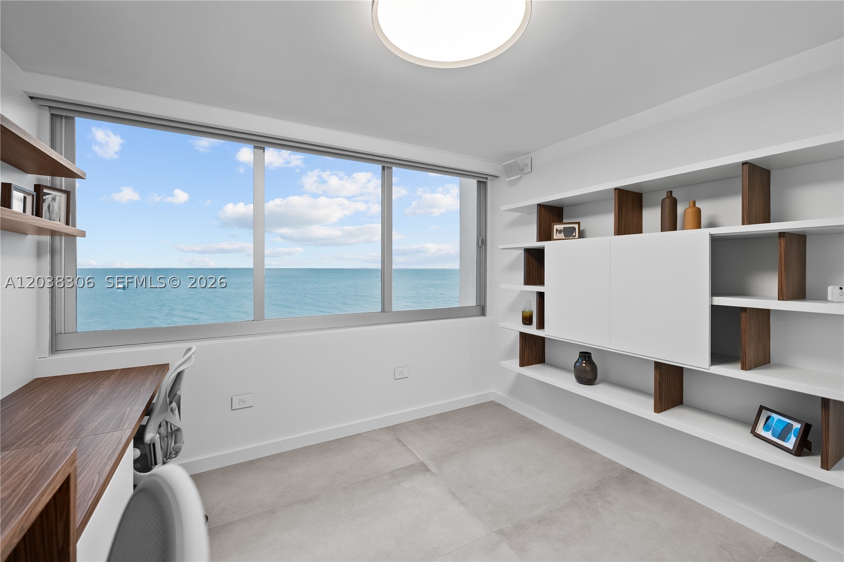 7135 Collins Ave #1216 Miami Beach, FL 33141