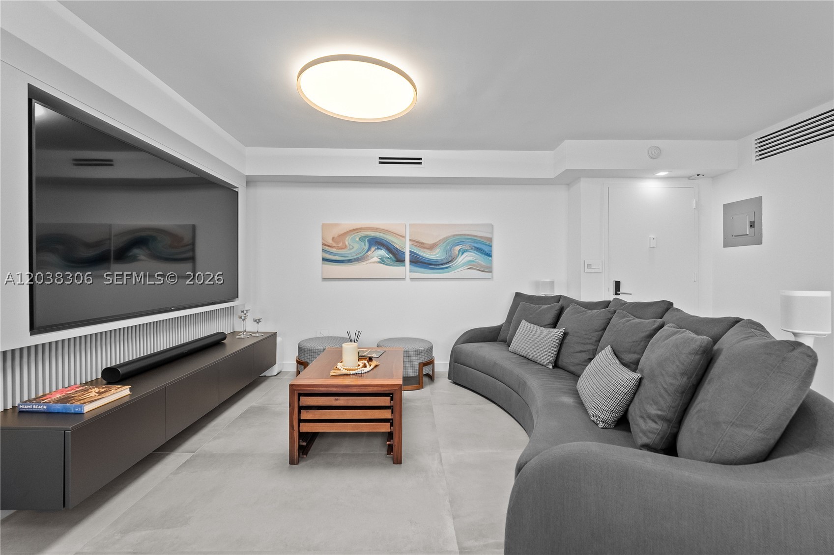 7135 Collins Ave #1216 Miami Beach, FL 33141