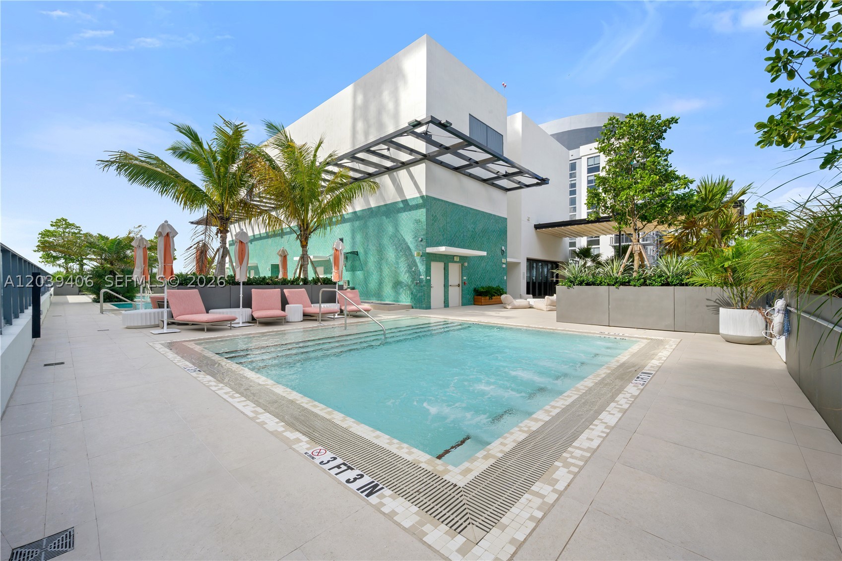 image The Crosby Miami Worldcenter15