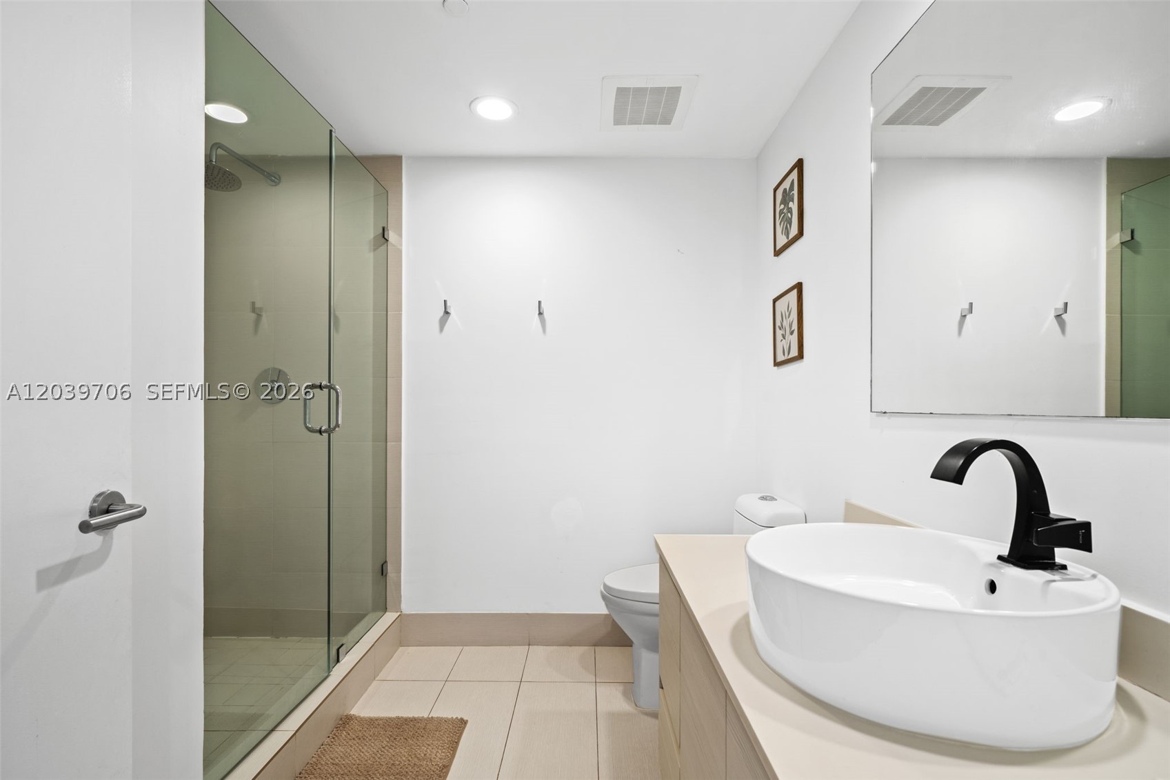 image Beachwalk Condominium13