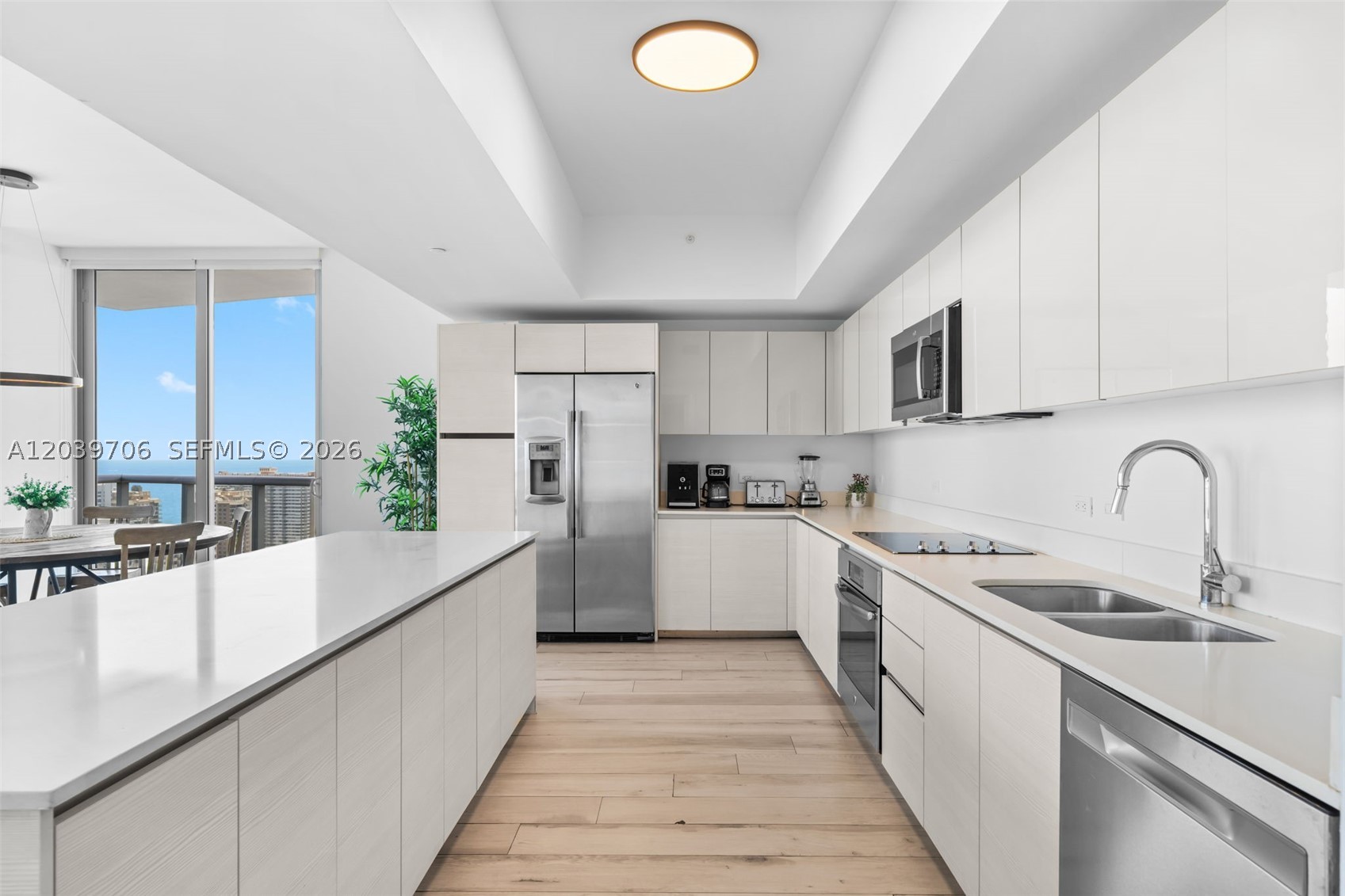 image Beachwalk Condominium1