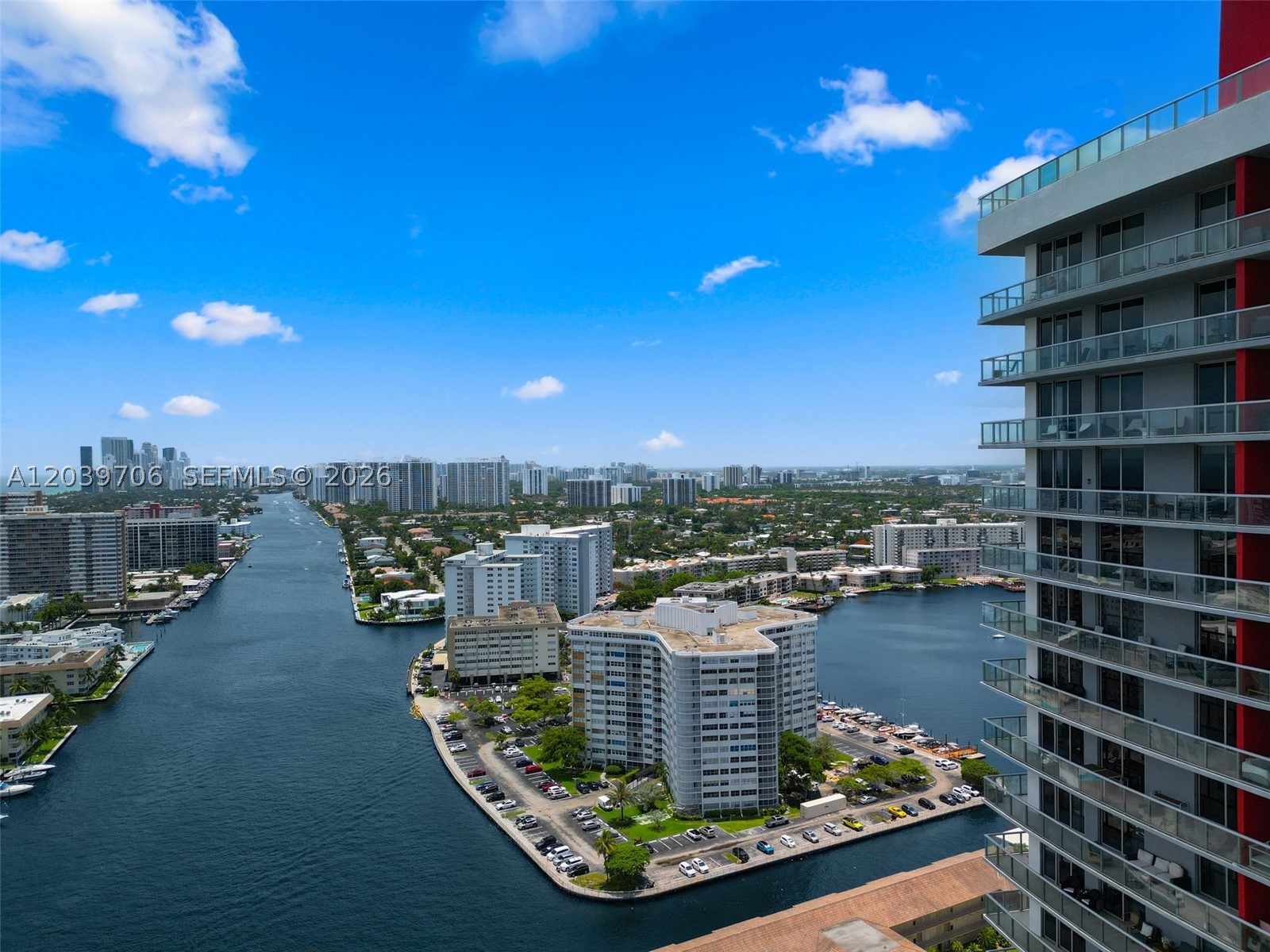 image Beachwalk Condominium21