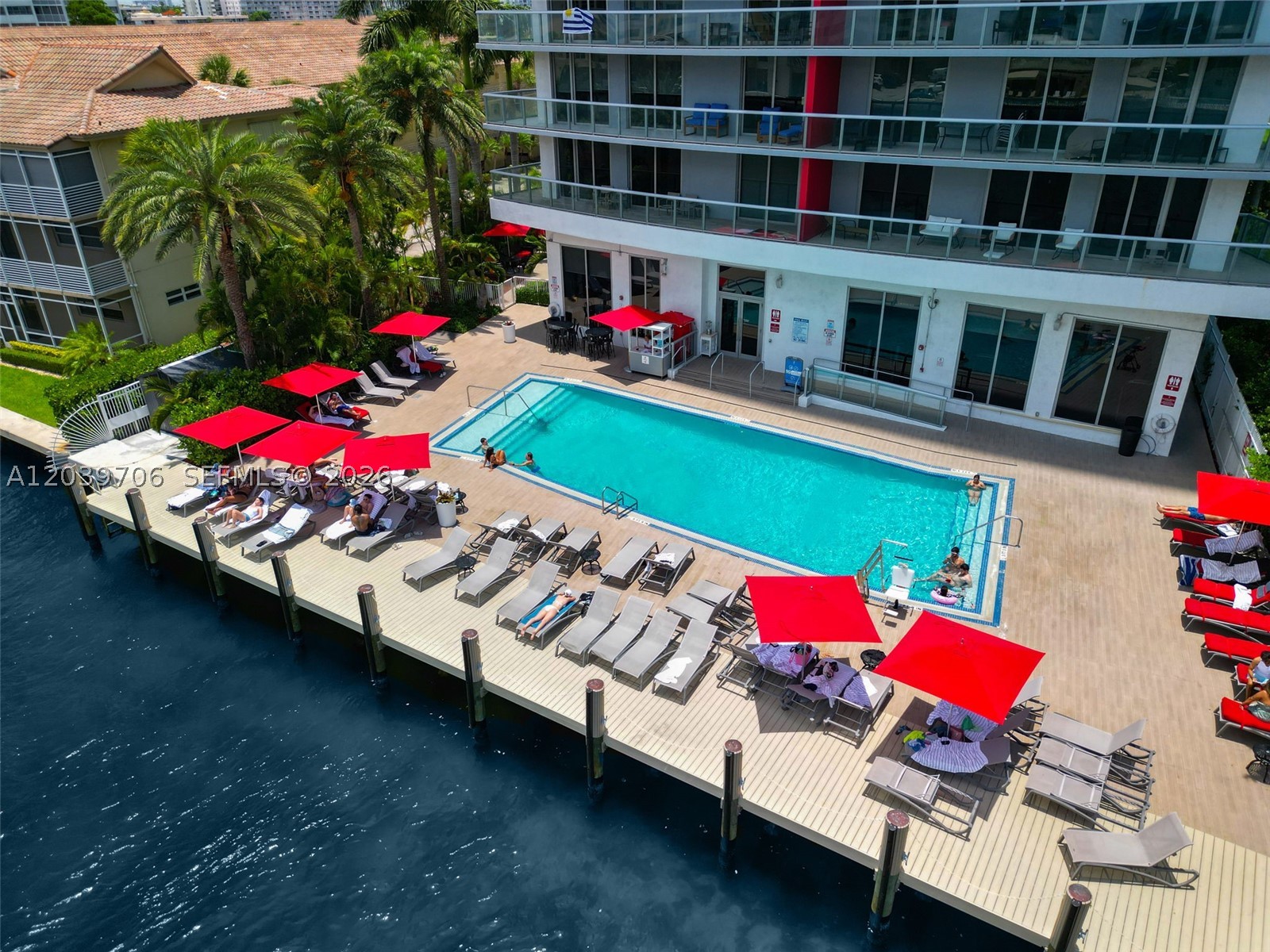 image Beachwalk Condominium26