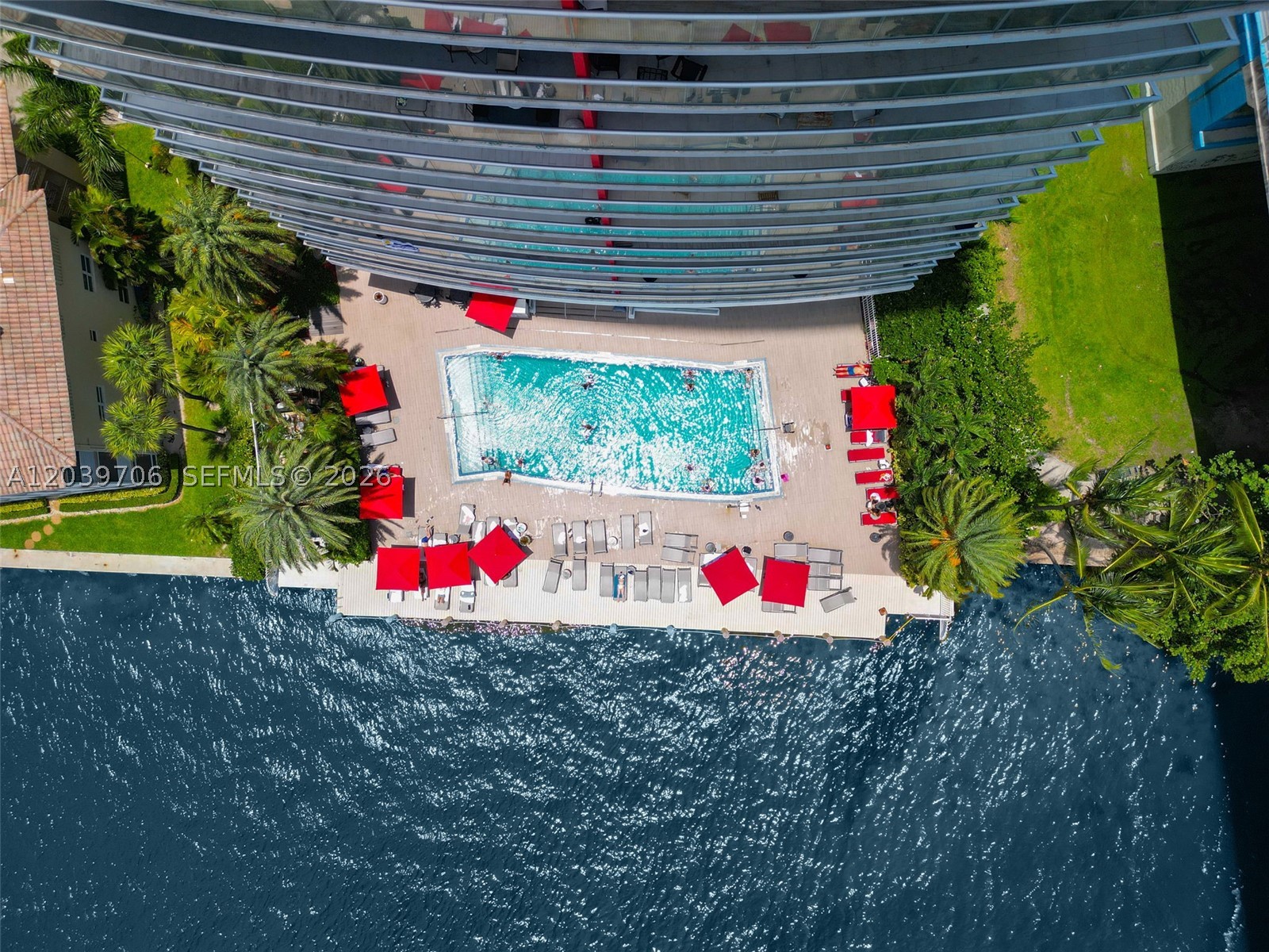image Beachwalk Condominium27