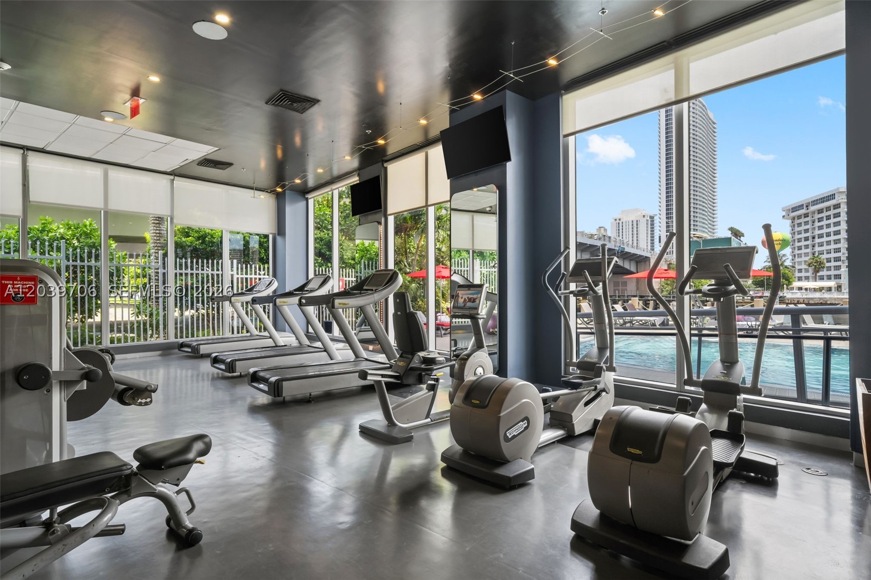 image Beachwalk Condominium32