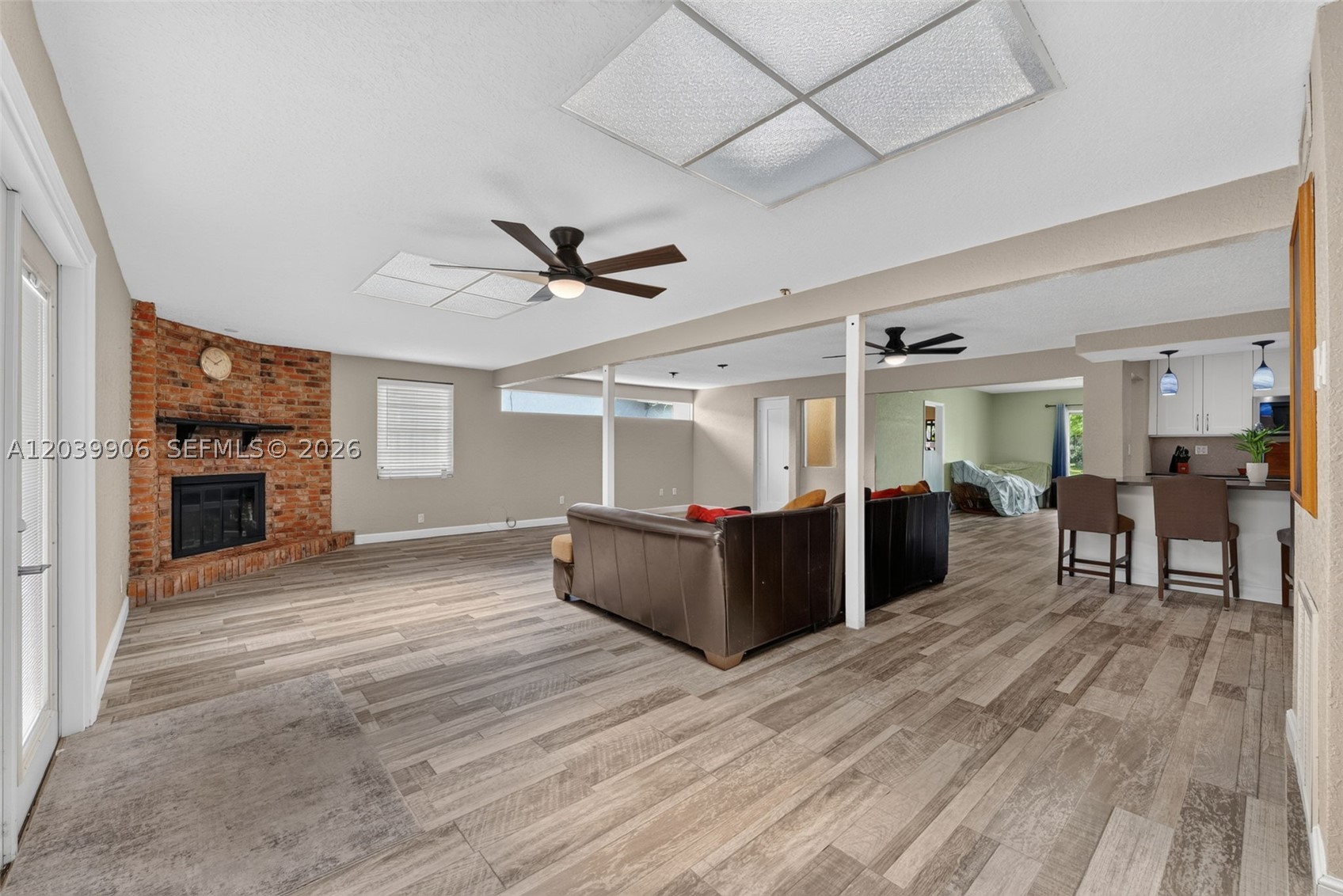 4831 NW 77th Ct Pompano Beach, FL 33073