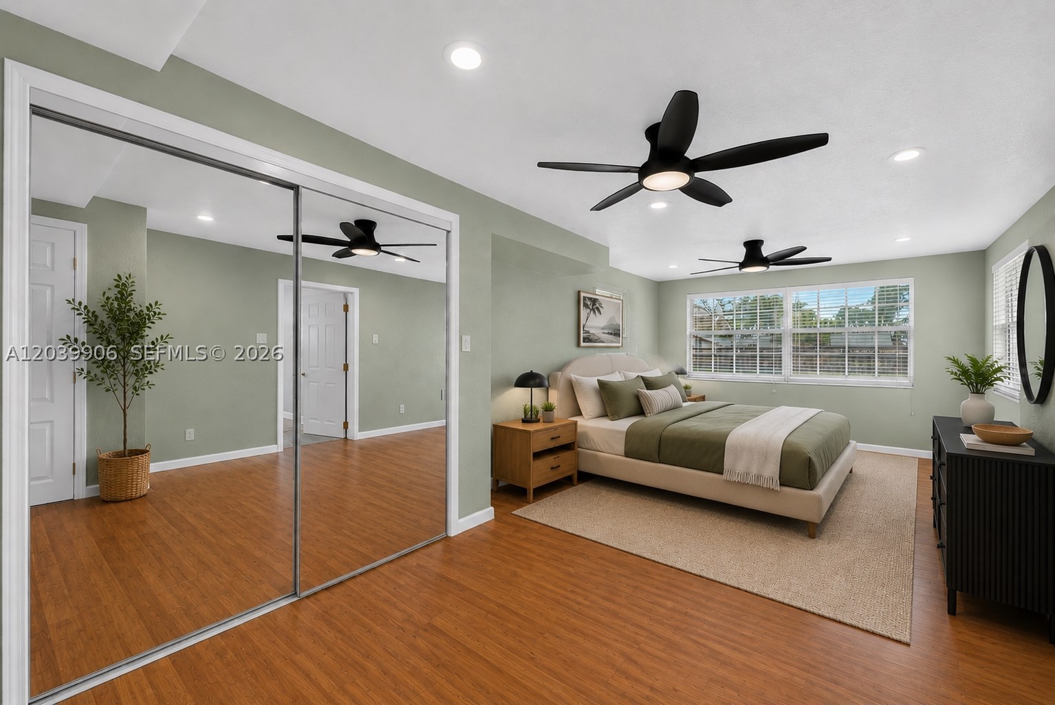 4831 NW 77th Ct Pompano Beach, FL 33073