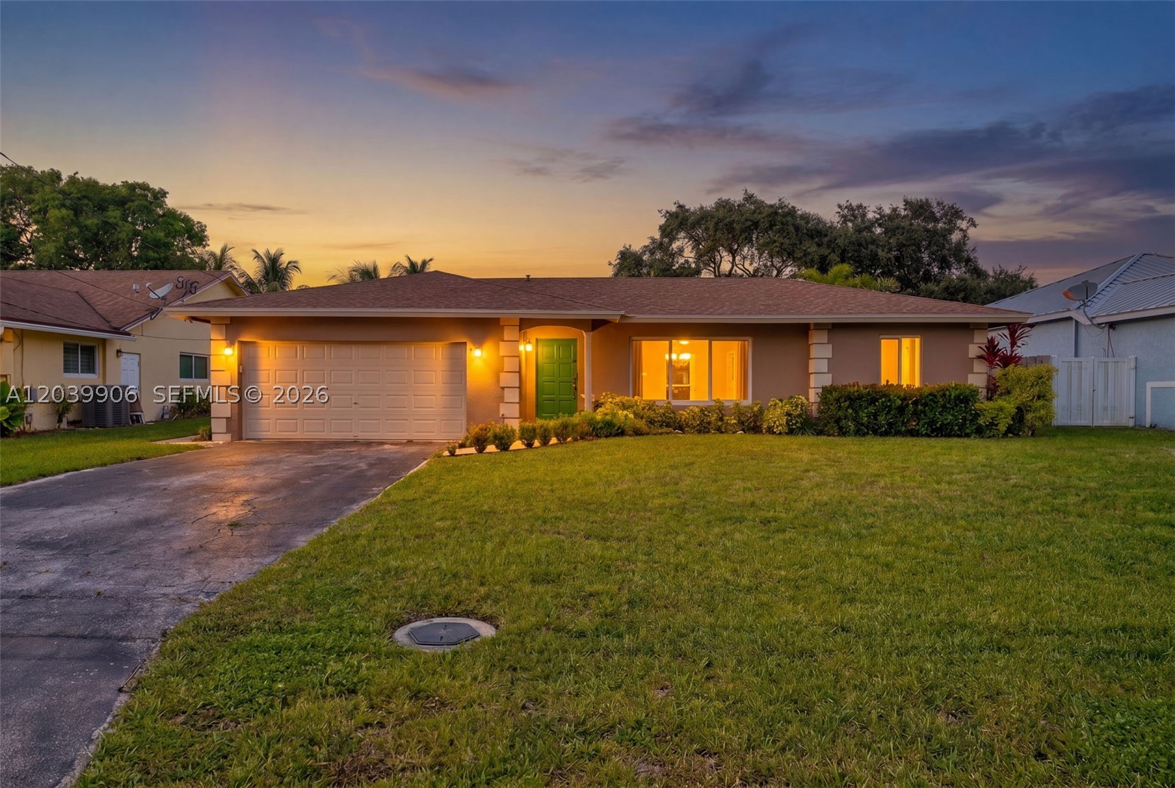 4831 NW 77th Ct Pompano Beach, FL 33073