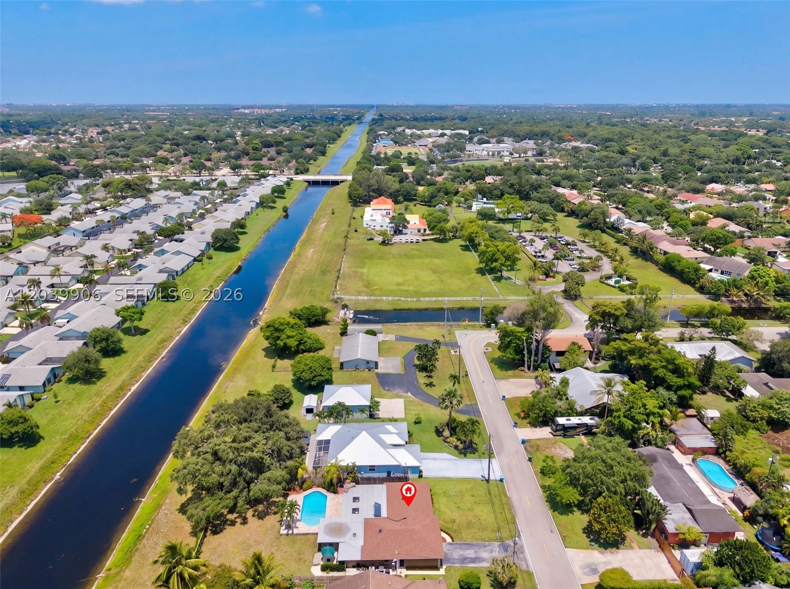 4831 NW 77th Ct Pompano Beach, FL 33073