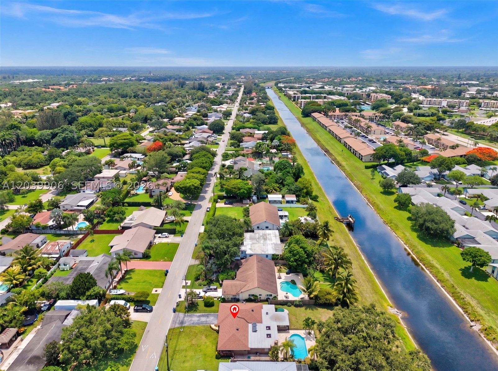 4831 NW 77th Ct Pompano Beach, FL 33073