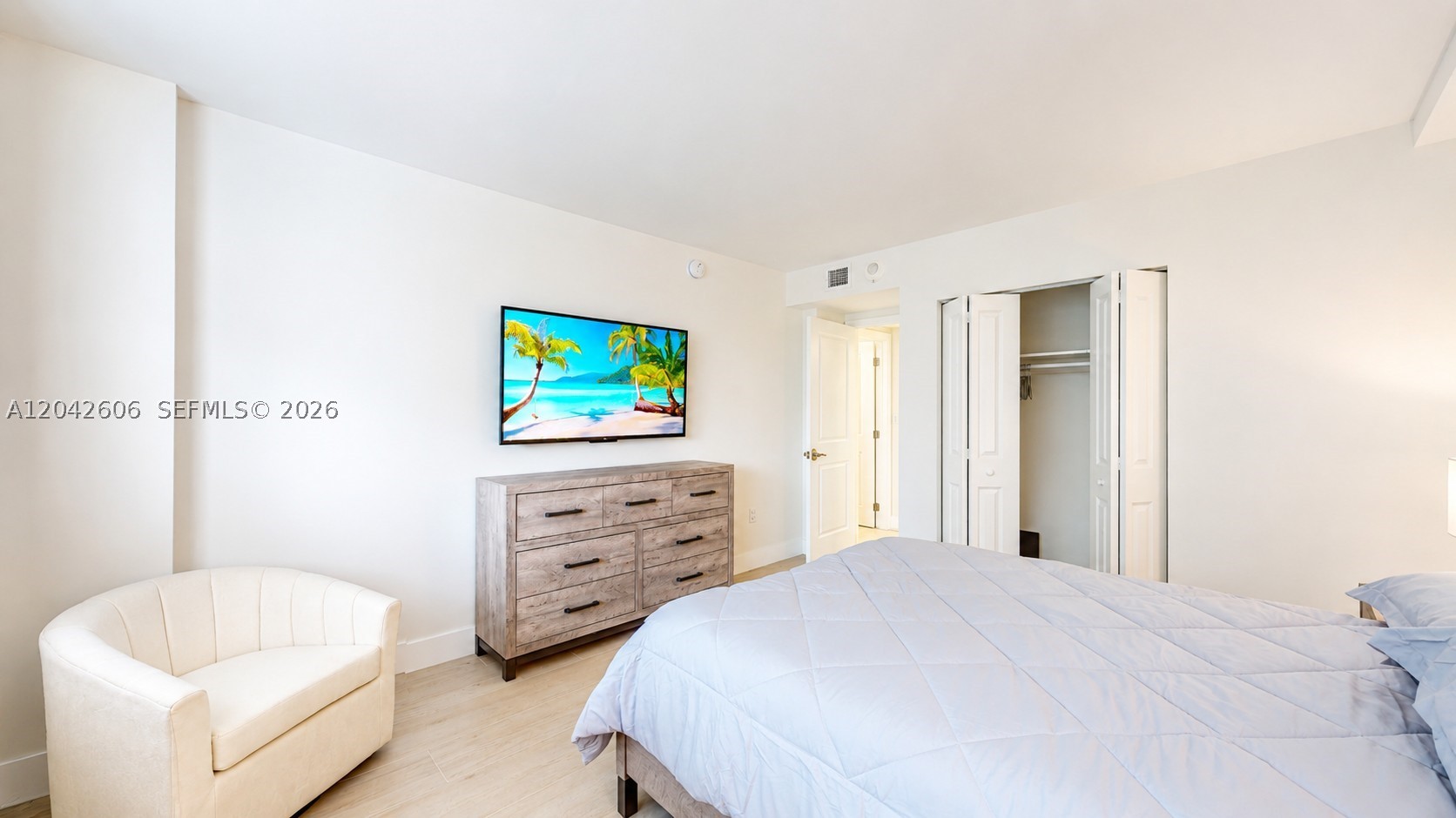 177 Ocean Ln Dr #213 Key Biscayne, FL 33149