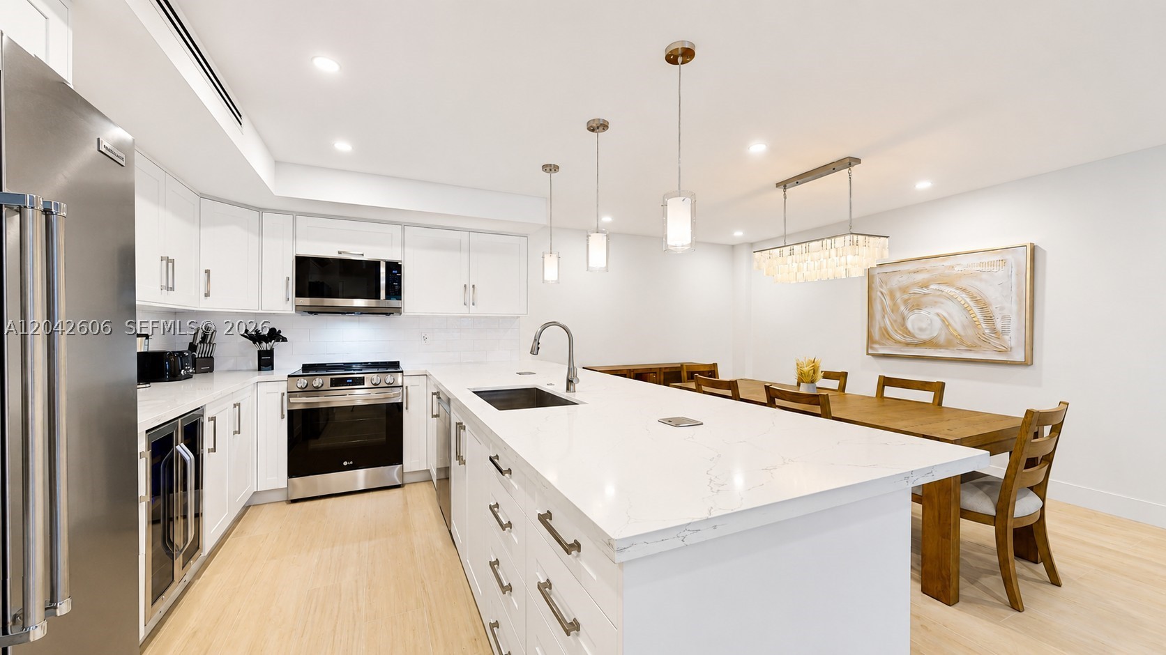 177 Ocean Ln Dr #213 Key Biscayne, FL 33149