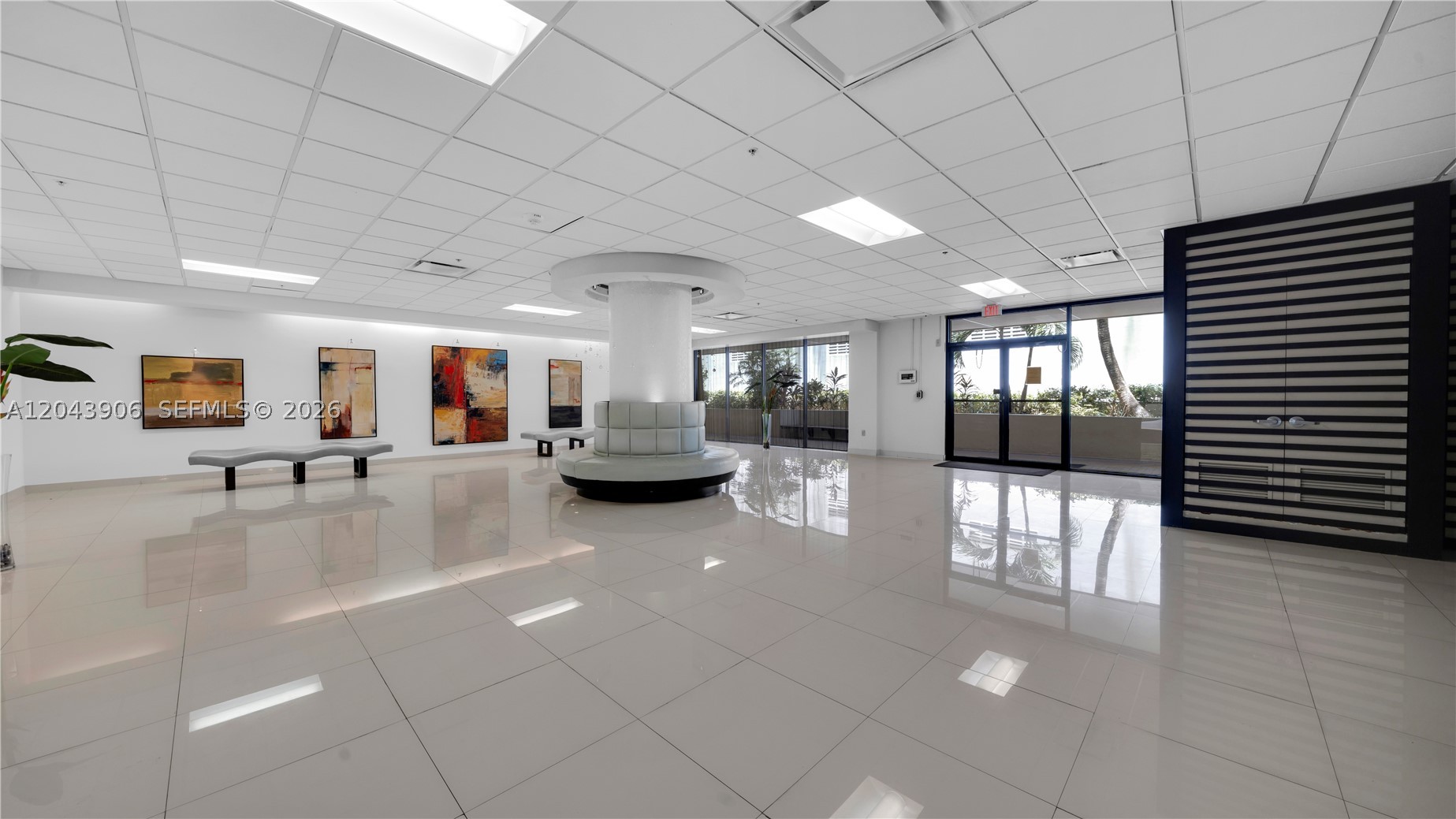 1623 Collins Ave #415 Miami Beach, FL 33139