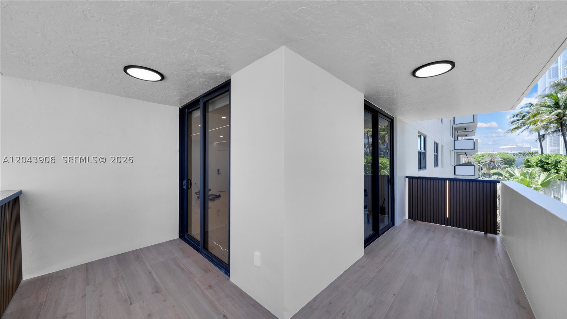 1623 Collins Ave #415 Miami Beach, FL 33139