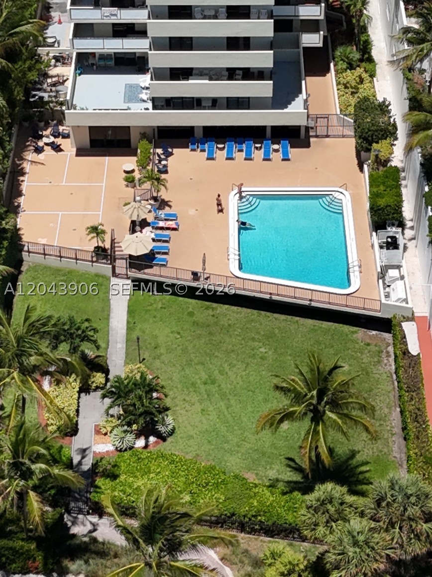 1623 Collins Ave #415 Miami Beach, FL 33139