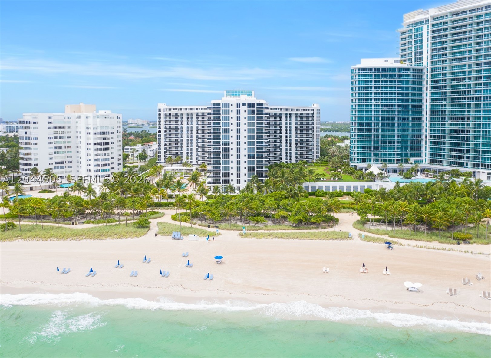 10275 E Collins Ave #502