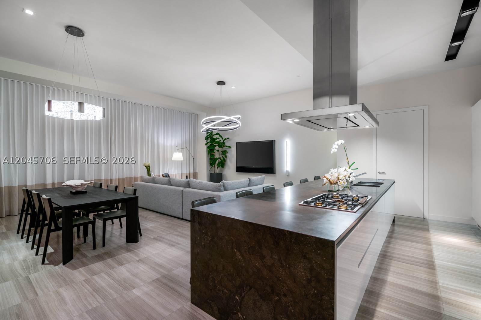 image Ritz-Carlton Residences Miami Beach9