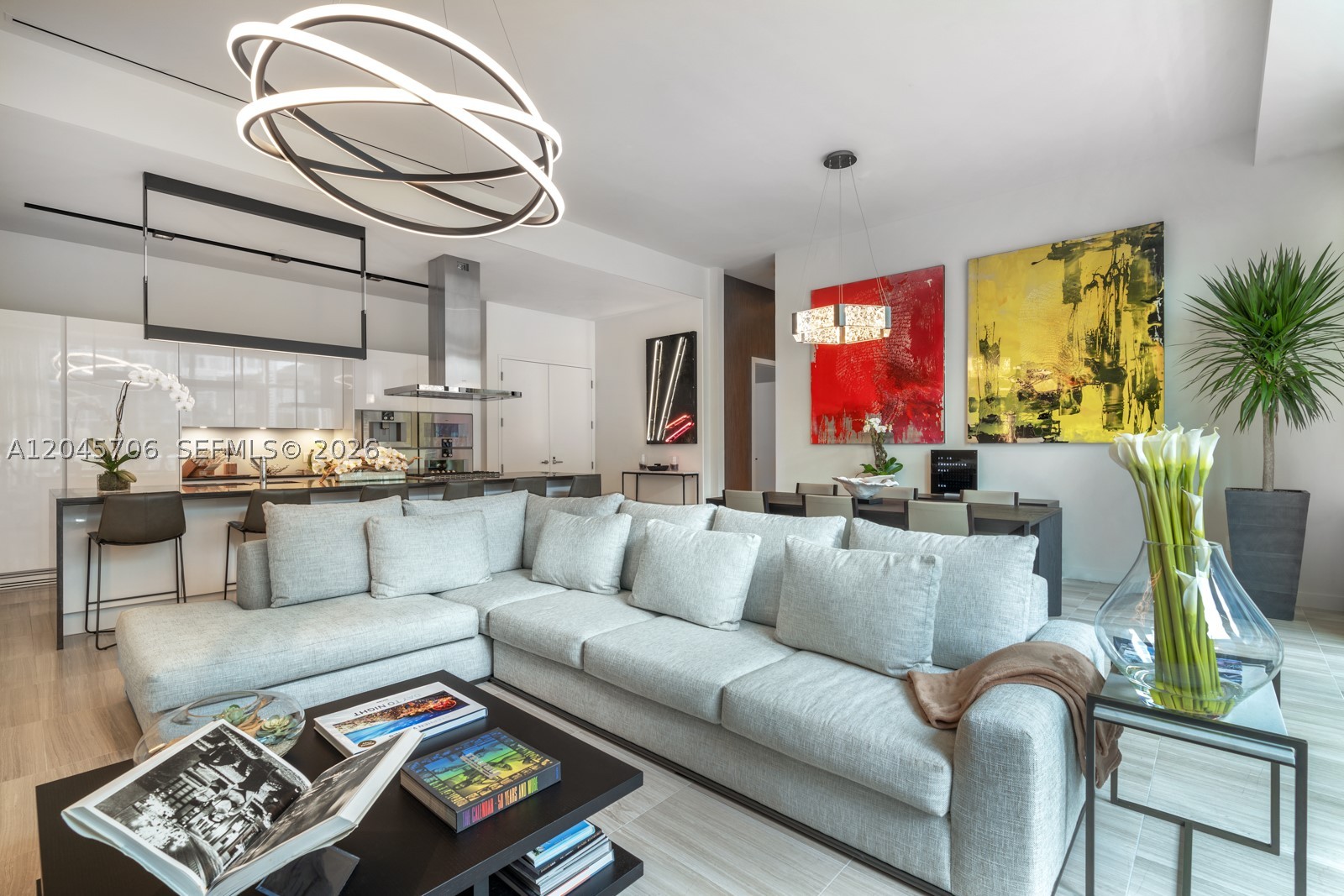 image Ritz-Carlton Residences Miami Beach1