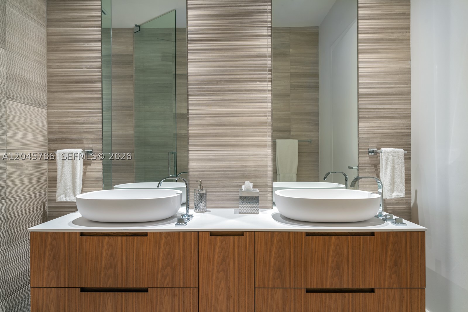 image Ritz-Carlton Residences Miami Beach23