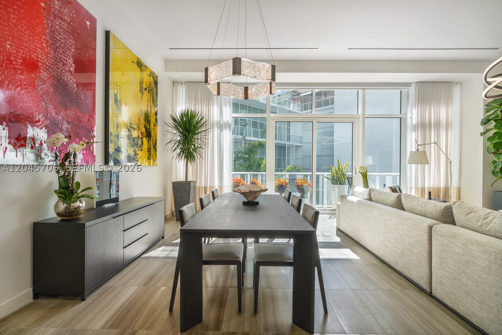 image Ritz-Carlton Residences Miami Beach3