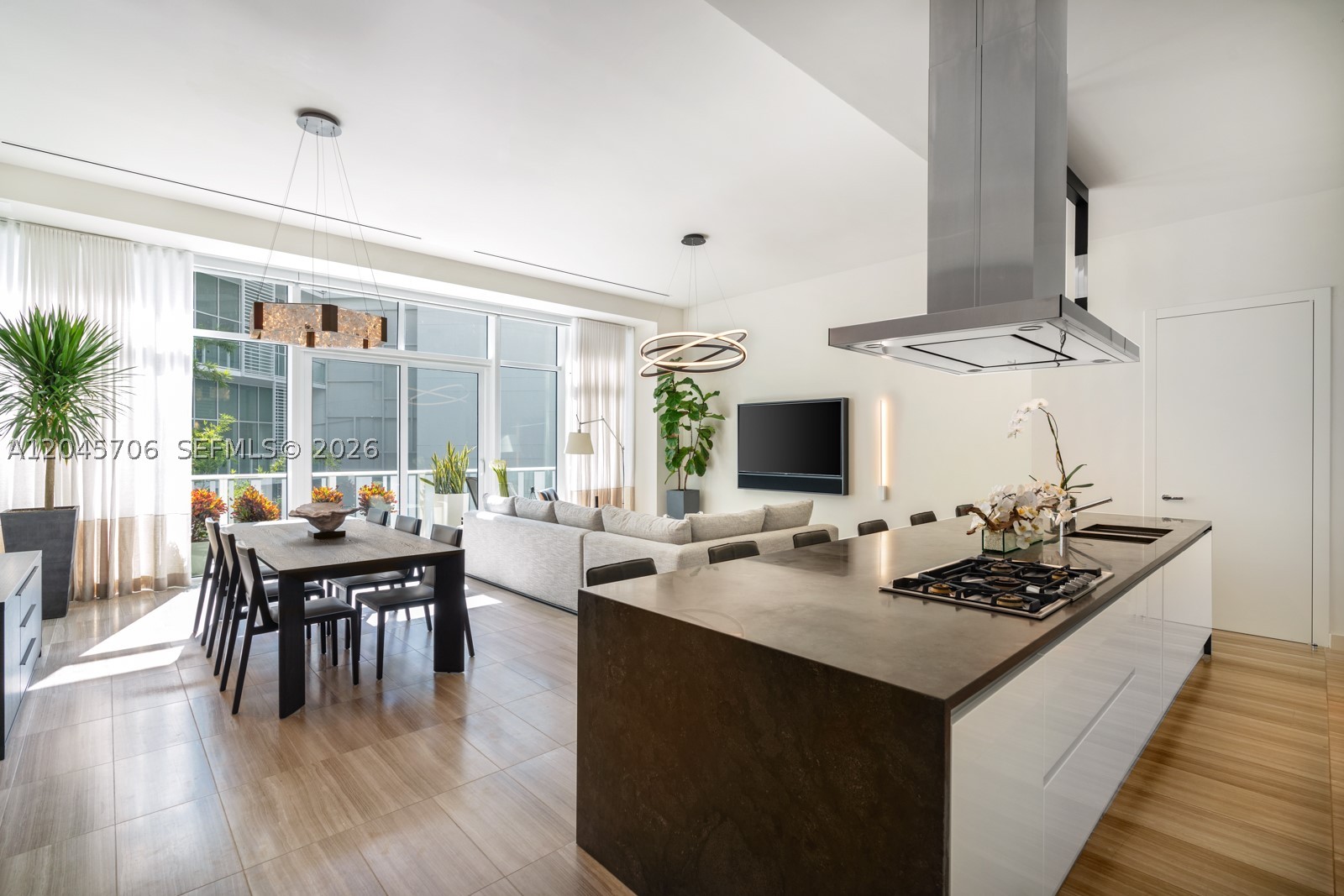 image Ritz-Carlton Residences Miami Beach4