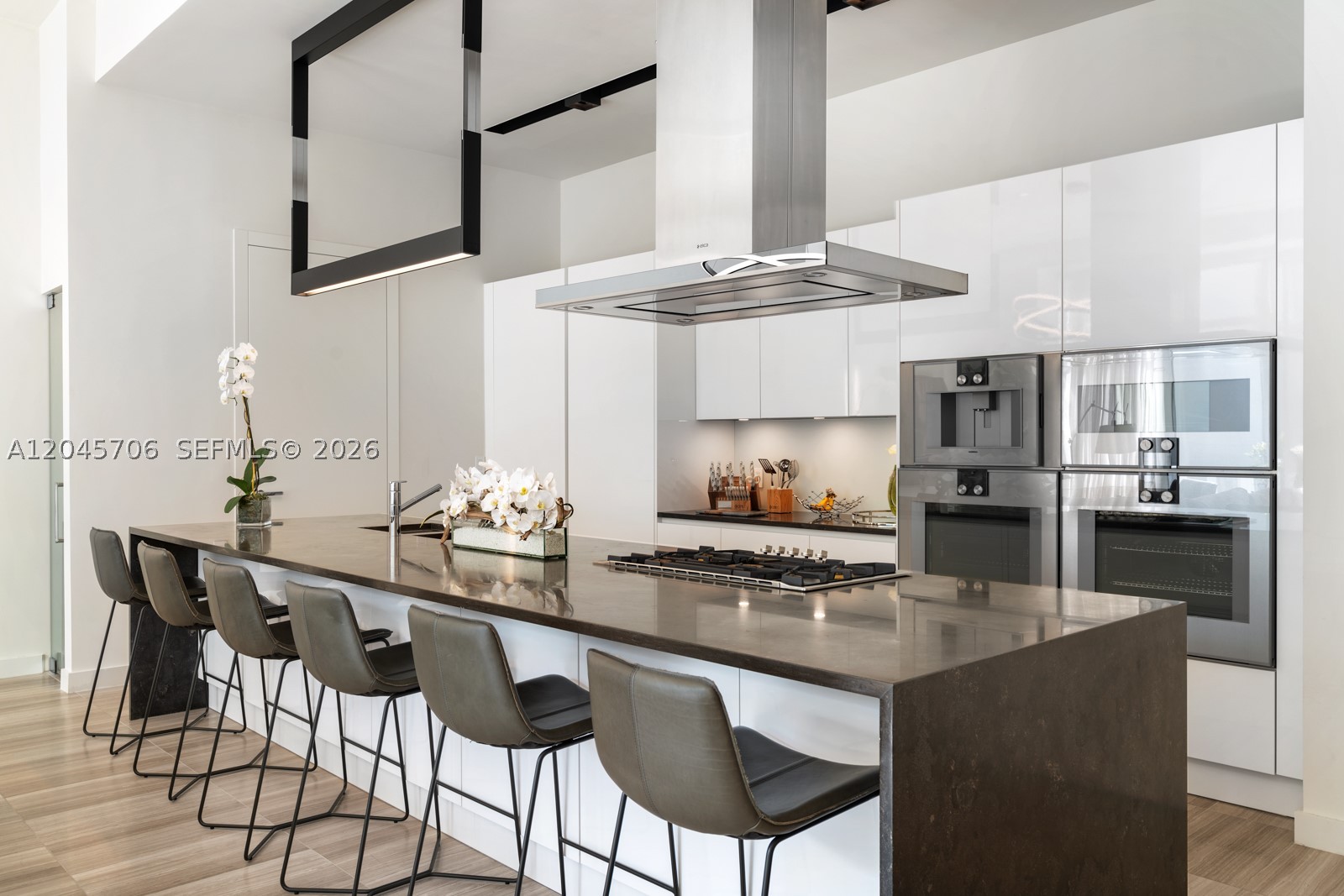 image Ritz-Carlton Residences Miami Beach6