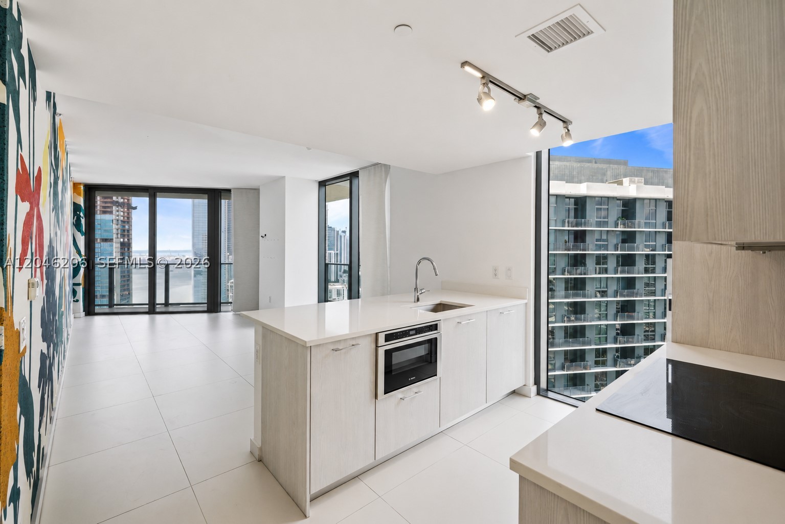 501 NE 31st St #3208