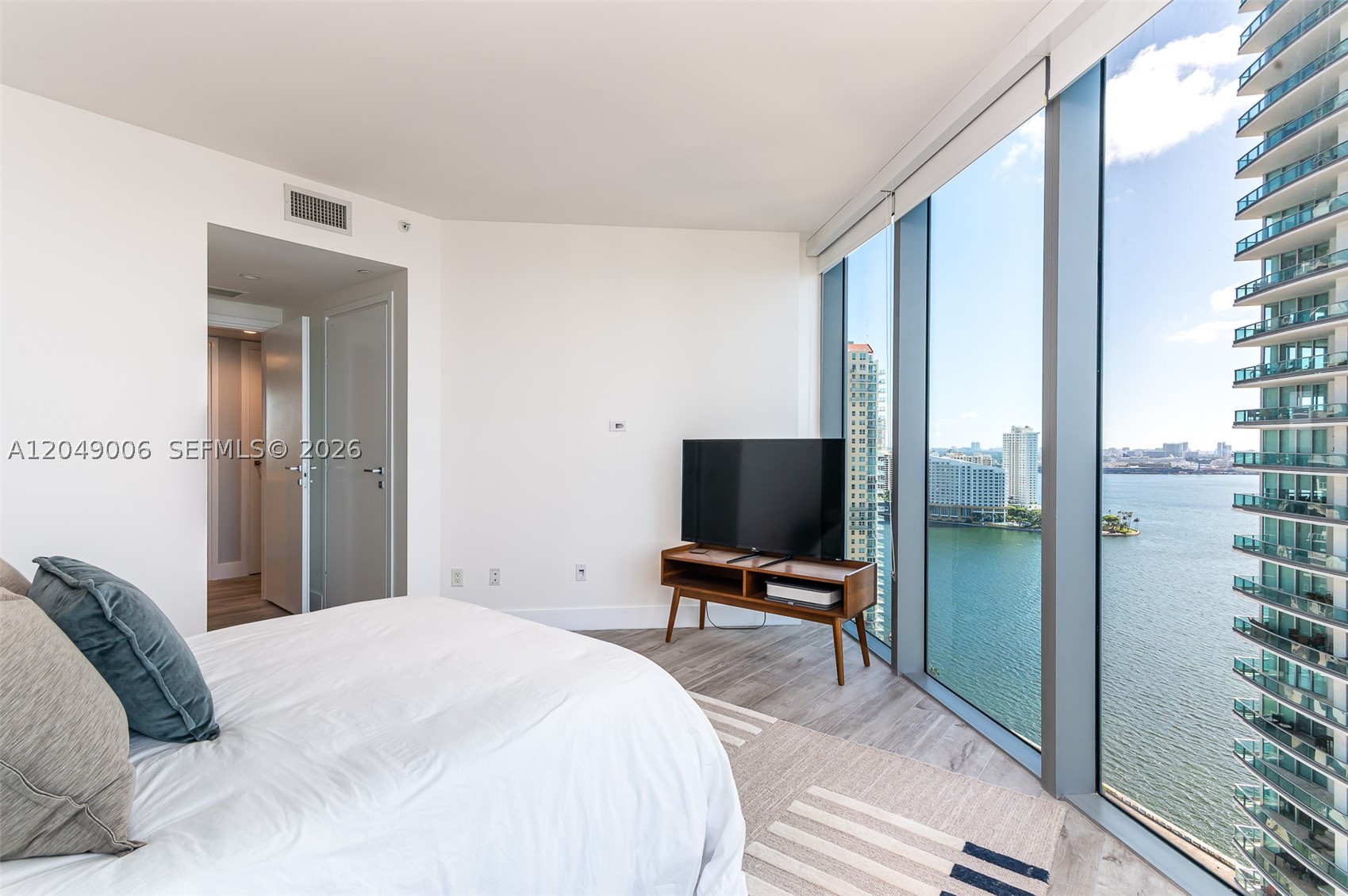 image Brickell House15