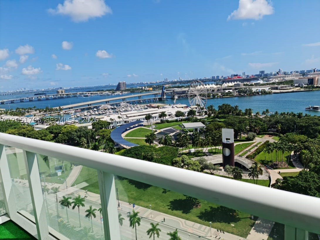 image 50 Biscayne3