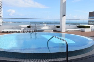 image 500 Brickell West13
