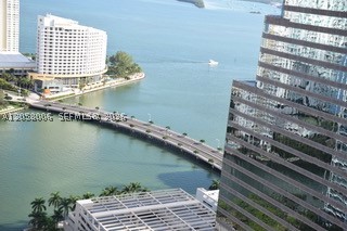 image 500 Brickell West14