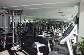 image 500 Brickell West19