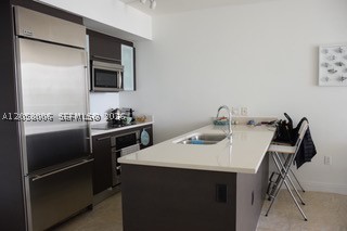 image 500 Brickell West6