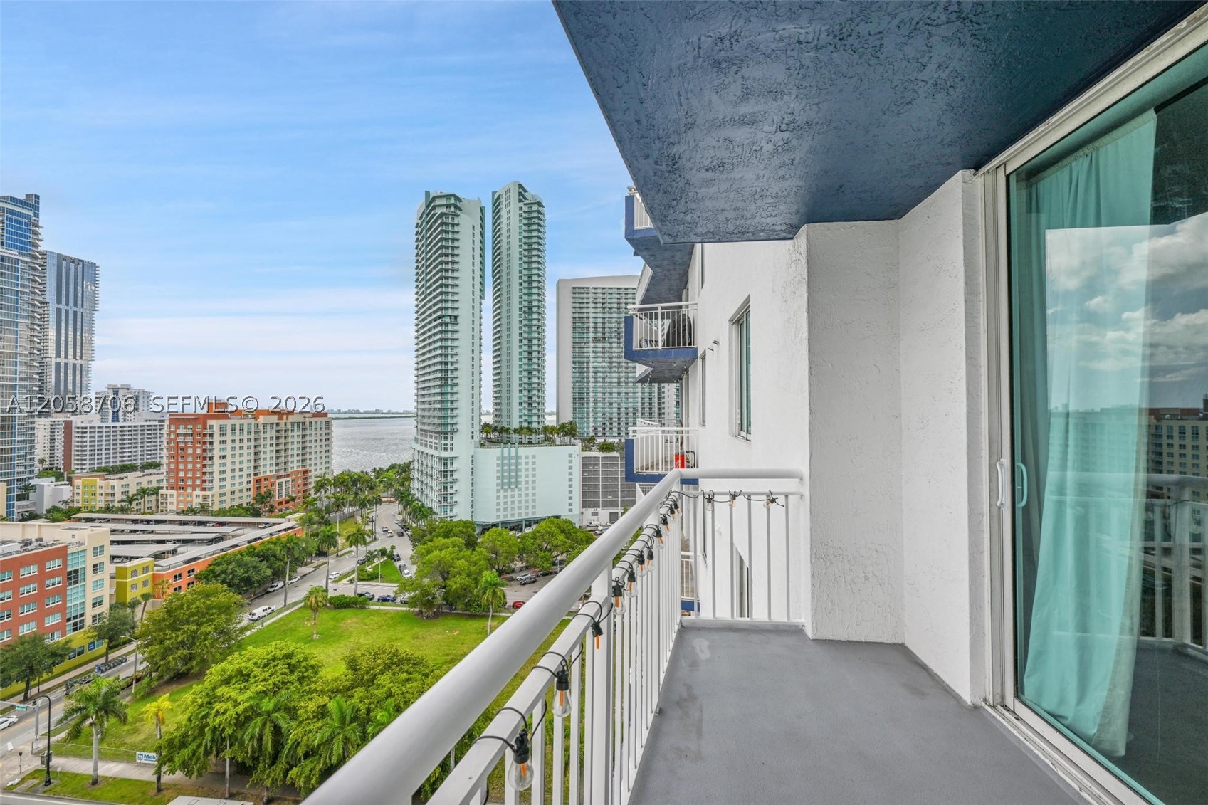 image 1800 Biscayne Plaza16