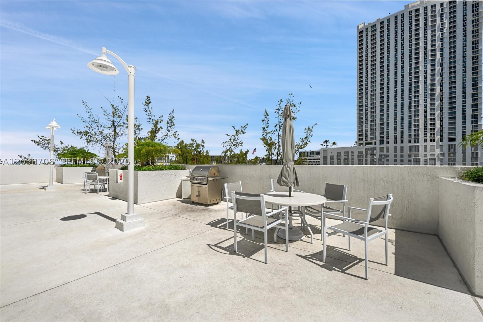 image 1800 Biscayne Plaza21
