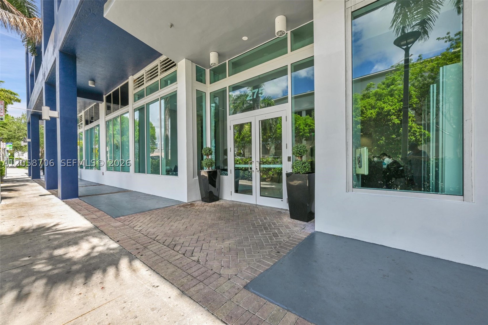 image 1800 Biscayne Plaza30