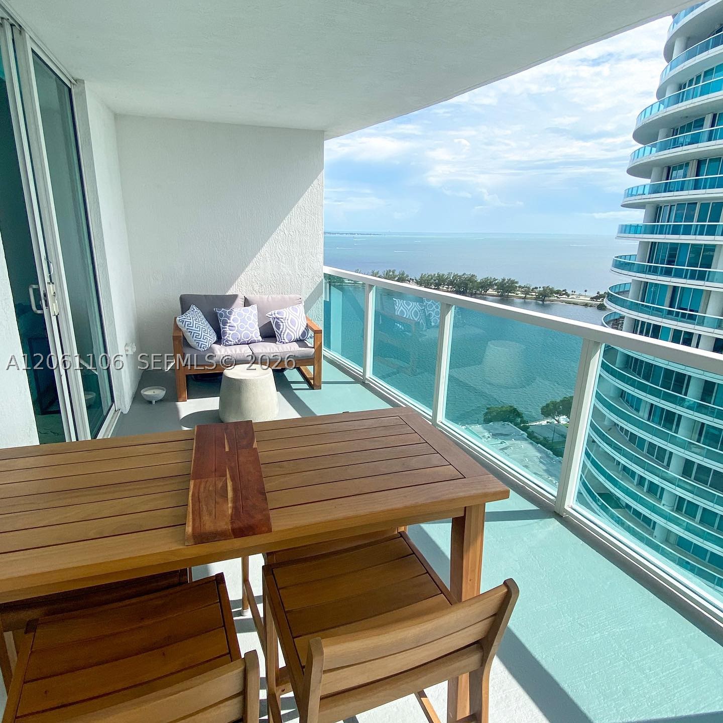 image Skyline on Brickell0