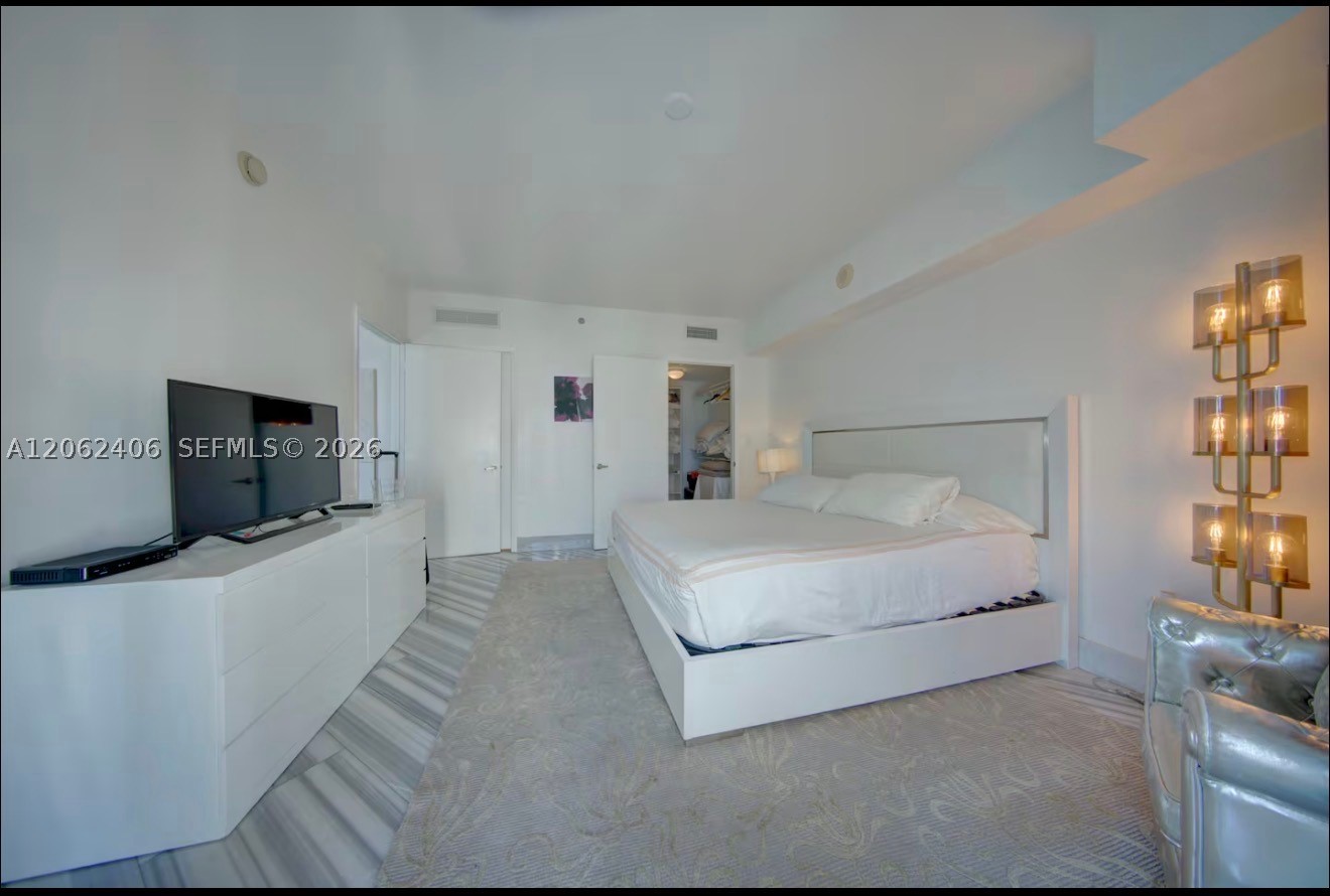image Icon Brickell III (W Miami)9