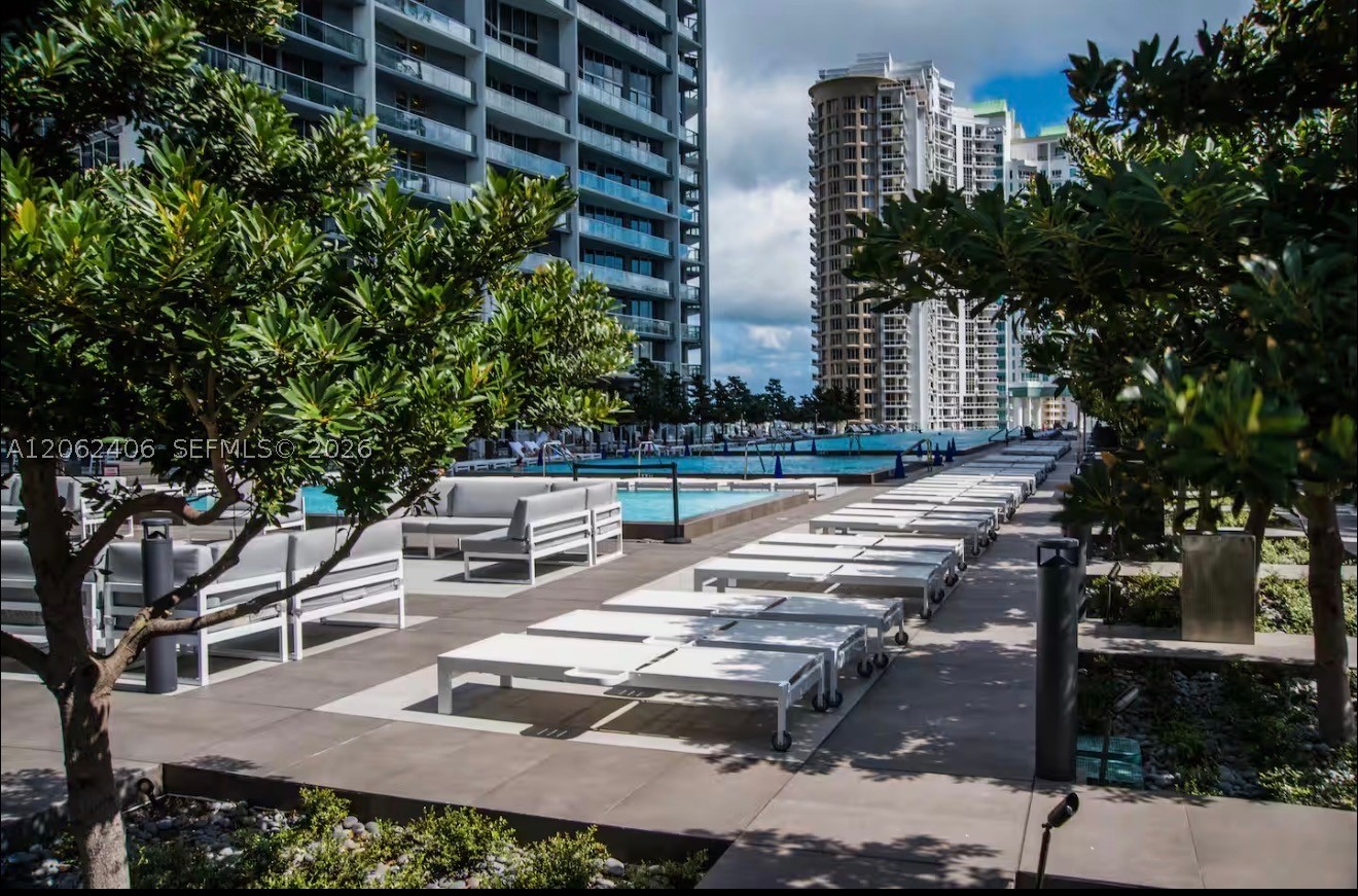 image Icon Brickell III (W Miami)18