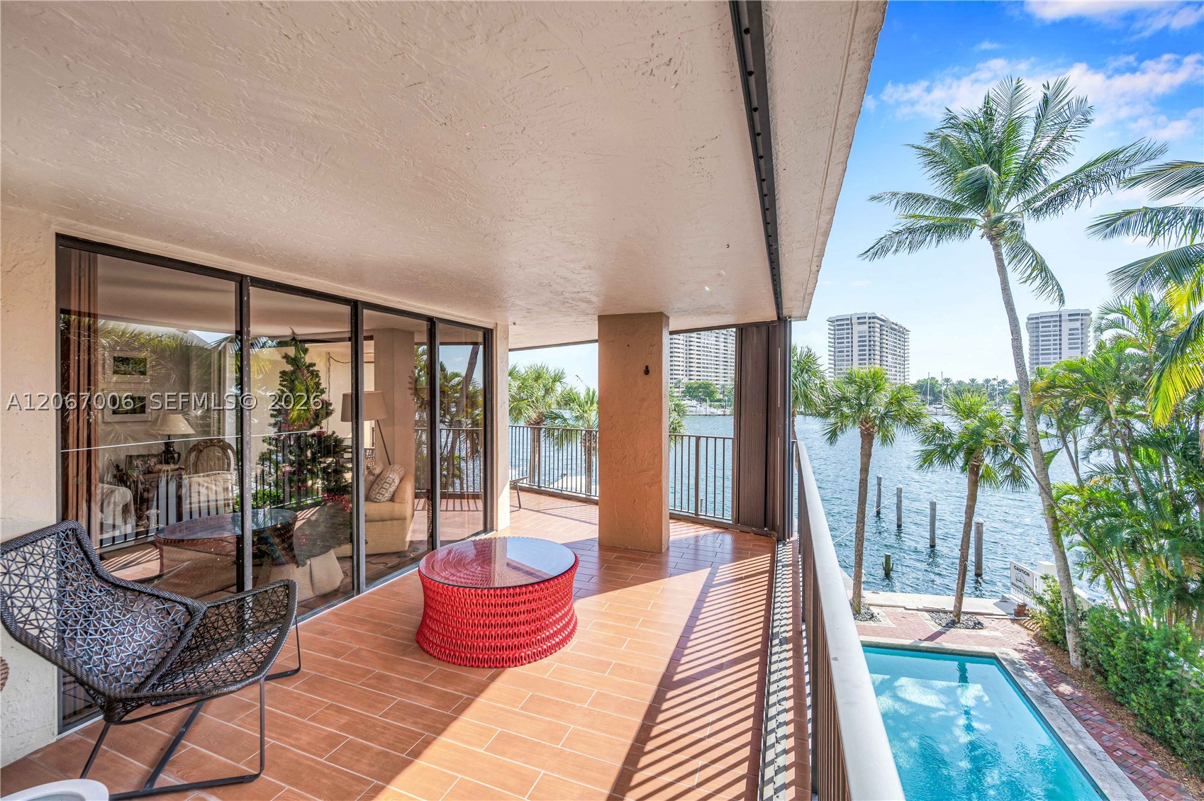 1700 S Bayshore Ln #3B Miami, FL 33133