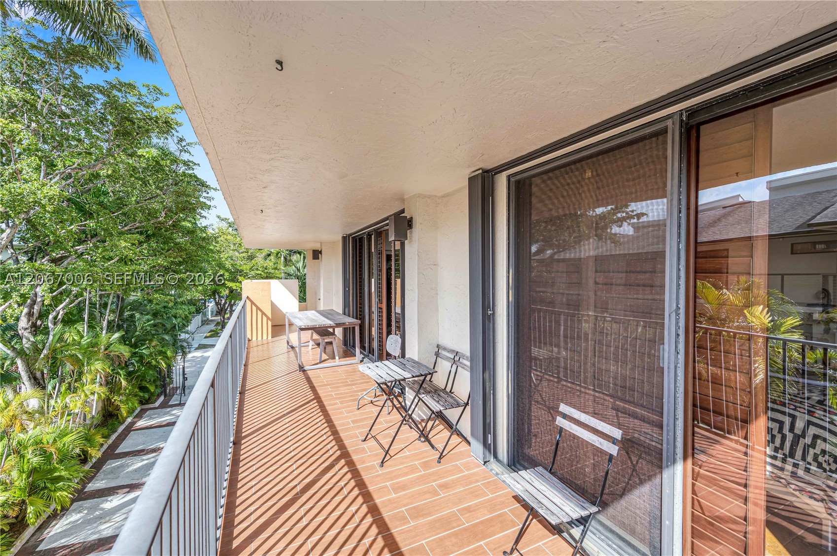 1700 S Bayshore Ln #3B Miami, FL 33133