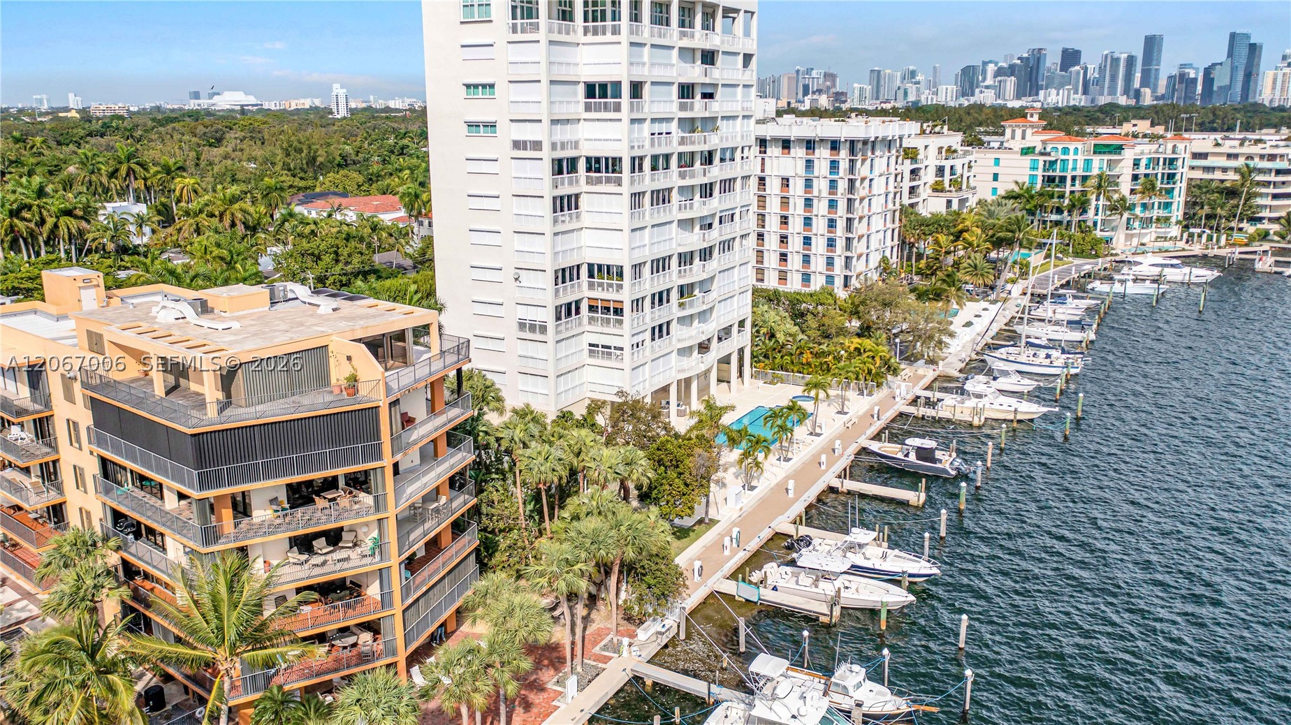 1700 S Bayshore Ln #3B Miami, FL 33133